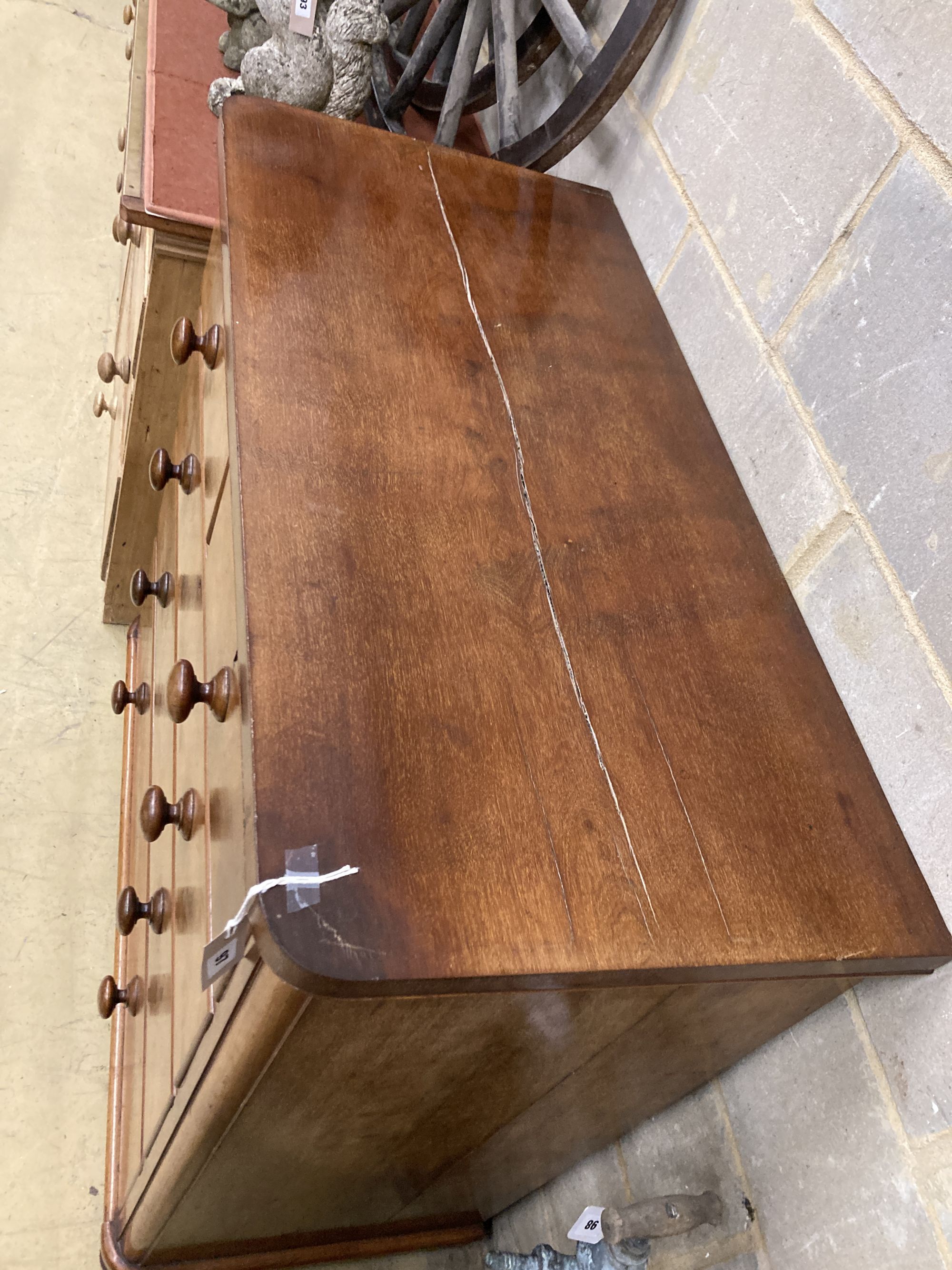 A Victorian mahogany chest of drawers, width 102cm, depth 50cm, height 104cm